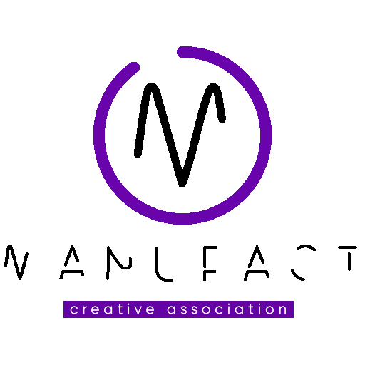 фирменный логотип студии MANUFACT на прозрачном фоне светлый